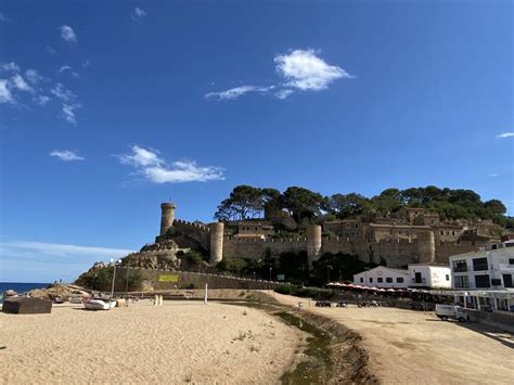 carrilet turistic tossa de mar|12 lugares que ver en Tossa de Mar imprescindibles.